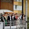Chris O'Neill met l'ambiance à bord du SS Stockholm le 8 juin 2013 à Stockholm, en route pour la réception de son mariage avec la princesse Madeleine de Suède à Drottningholm.