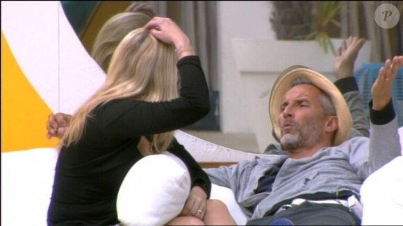 Sonja et Ben en pleine discussion dans Secret Story 7