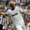 Zinédine Zidane à Madrid le 9 juin 2013 pour un match caritiatif entre les anciennes gloires du Real Madrid et celles de la Juventus Turin.
