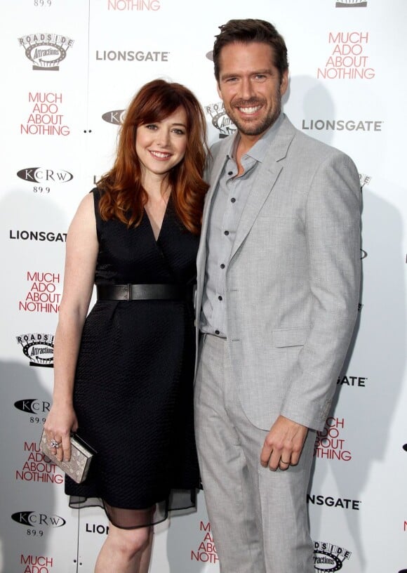 Alexis Denisof et Alyson Hannigan à la première du film Much Ado About Nothing à Hollywood, le 5 Juin 2013.
