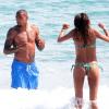 Le footballeur Kevin-Prince Boateng en vacances avec sa fiancée Melissa Satta à Ibiza le 10 juin 2013.