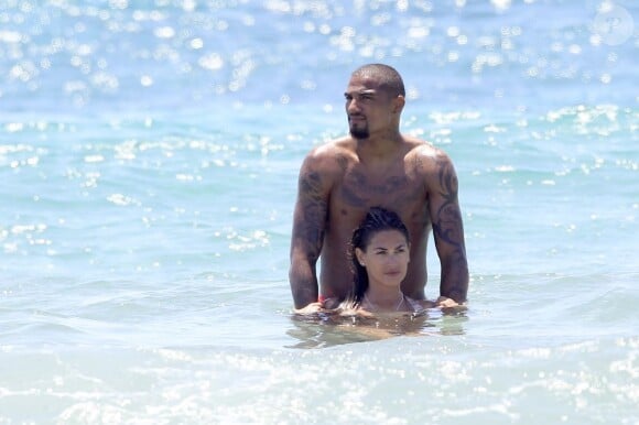 Kevin-Prince Boateng avec sa compagne Melissa Satta en vacances à Ibiza, le 11 Juin 2013.