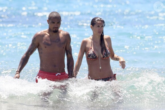 Kevin-Prince Boateng avec sa compagne Melissa Satta en vacances à Ibiza, le 11 Juin 2013.
