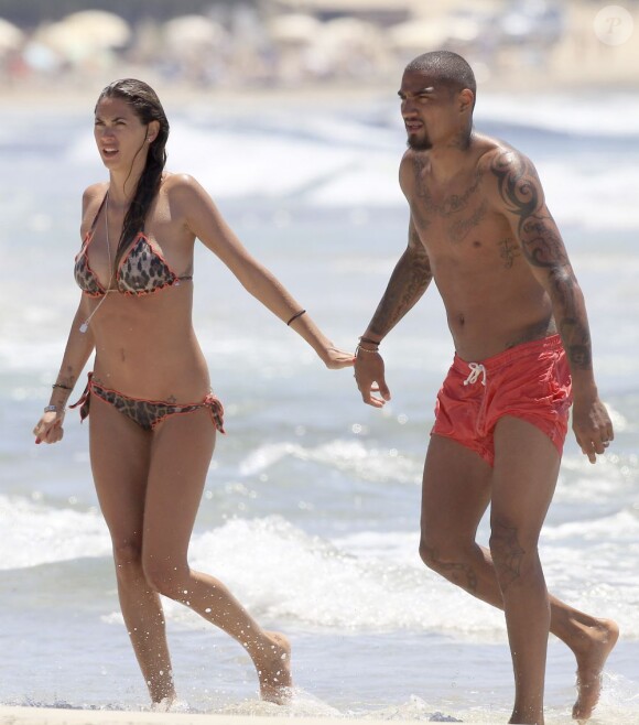 Kevin-Prince Boateng avec sa compagne Melissa Satta en vacances à Ibiza, le 11 Juin 2013.
