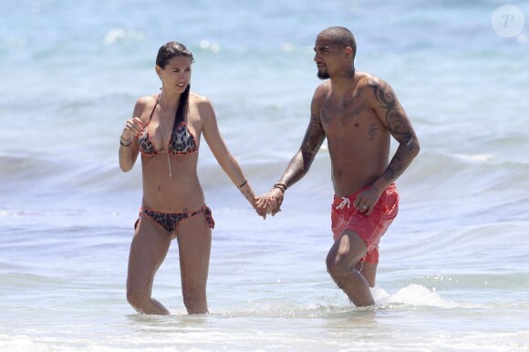 Kevin-Prince Boateng avec sa compagne Melissa Satta en vacances à Ibiza, le 11 Juin 2013.