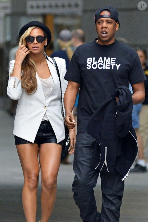 Beyonce et Jay-Z se rendent au cinéma voir le film "Iron Man 3" à New York, le 2 juin 2013.