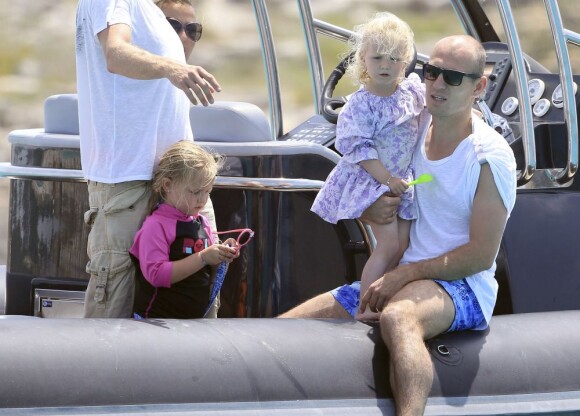 Arjen Robben en vacances sur l'île de Formentera le 17 juin 2013 avec sa fille Lynn