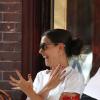 Katie Holmes dîne en terrasse d'un restaurant à New York, le 19 juin 2013.