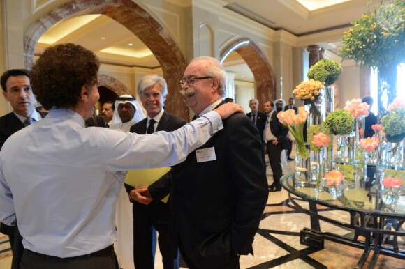 Jack Lang et Christophe de Margerie à Doha au Qatar le 23 juin 2013.