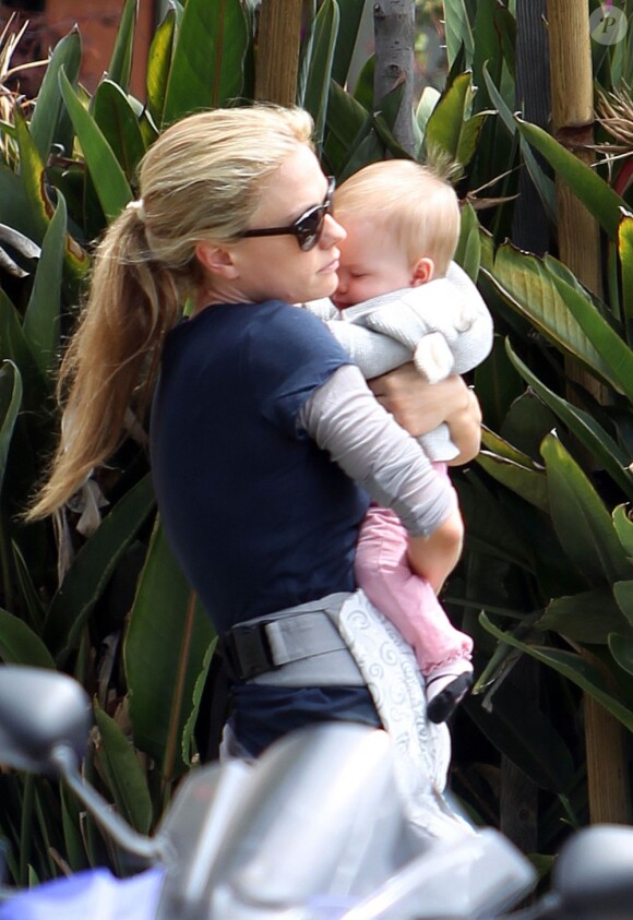 Please hide the child's face prior to the publication - Anna Paquin pulls double duty with one of her twins in a harness and the other in a stroller while walking in Los Angeles, CA, USA on June 27, 2013. Photo by KVS-Gaz Shirley/PCN/ABACAPRESS.COM28/06/2013 - Los Angeles