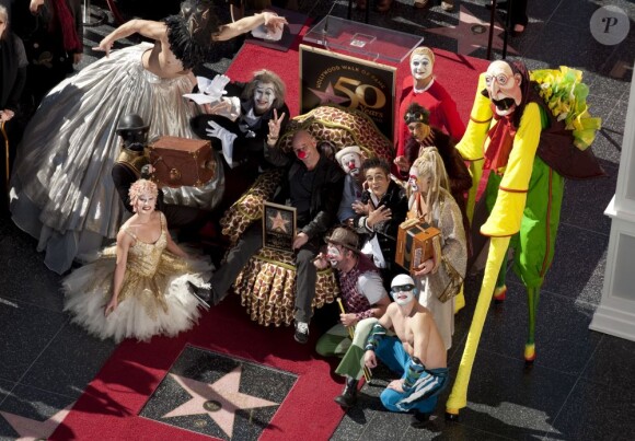 Guy Laliberte, fondateur du Cirque du Soleil reçoit son étoile sur le Hollywood Walk of Fame face au Kodak Theatre de Los Angeles le 22 novembre 2010