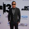 Pharrell Williams, ultra stylé en costume Lanvin, assiste aux BET Awards à Los Angeles. Le 30 juin 2013.