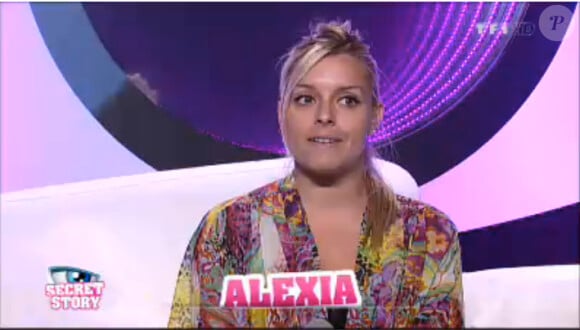 Alexia dans la quotidienne de Secret Story 7 sur TF1 le vendredi 5 juillet 2013