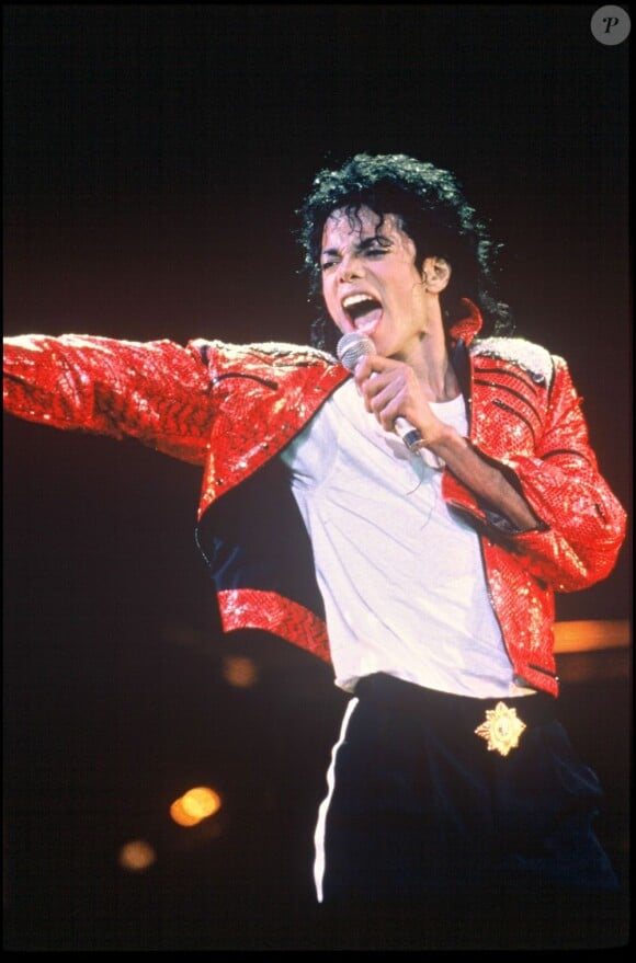 Michael Jackson sur scène lors des Grammy Awards en 1988