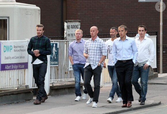 Les anciens de Manchester United, David Beckham, Paul Scholes, Nicky Butt, Ryan Giggs, Gary Neville et Phil Neville, se sont retrouvés pour une soirée nostalgie au Artisan Bar & Restaurant à Manchester le 8 juillet 2013