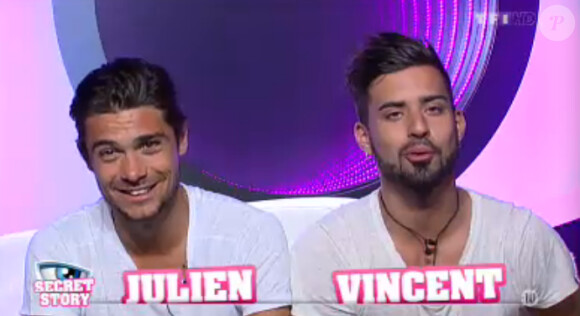 Julien et Vincent dans la quotidienne de Secret Story 7 sur TF1 le jeudi 11 juillet 2013