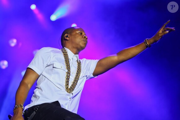 Jay-Z performe lors du festival Wireless à Londres, le 13 juillet 2013.