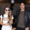 Lionel Richie et sa fille Sofia (15 ans) à l'aéroport de Los Angeles, le 15 juillet 2013.