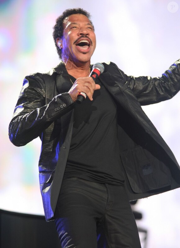 Le chanteur Lionel Richie en concert lors du British Summer Time festival de Londres à Hyde Park le 14 juillet 2013.
