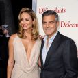 George Clooney et Stacy Keibler lors de la projection de The Descendants le 15 novembre 2011 à Los Angeles