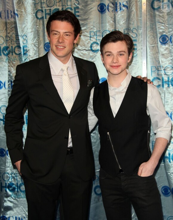 Cory Monteith et Chris Colfer, jeune acteur ouvertement homosexuel, qui lui donnait la réplique dans la série "Glee". Ici au People's Choice Awards à Los Angeles, le 5 janvier 2011.