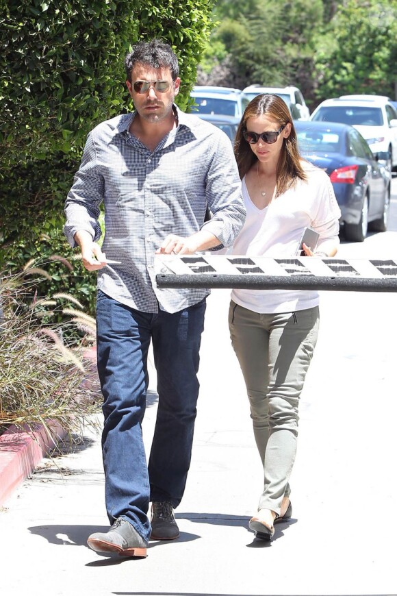 Jennifer Garner et Ben Affleck vont en rendez-vous à Encino, Californie, le 16 juillet 2013.