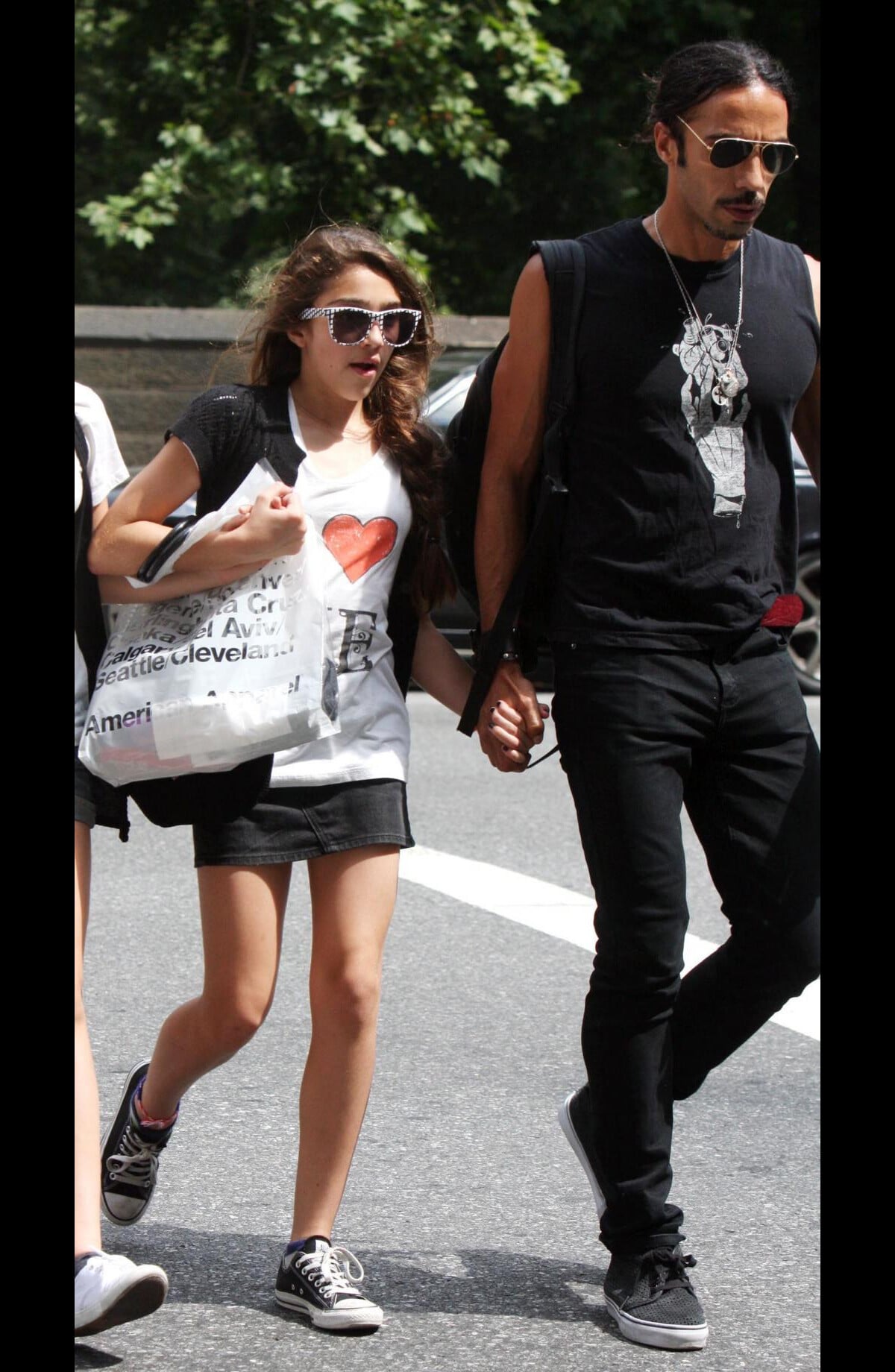 Lourdes Leon Et Son Pere