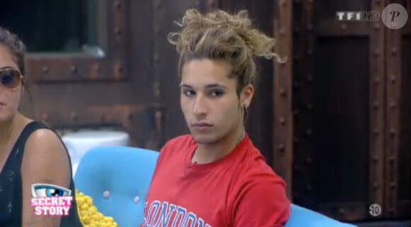 Eddy dans la quotidienne de Secret Story 7 sur TF1 le vendredi 19 juillet 2013
