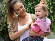 Jessica Alba : Look négligé mais maman sourire pour un brunch gourmand