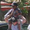 Sandra Bullock va chercher son fils à la crèche à Los Angeles le 25 juillet 2013