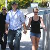 Britney Spears et son petit ami David Lucado se promenant à Westwood le 27 juillet 2013.