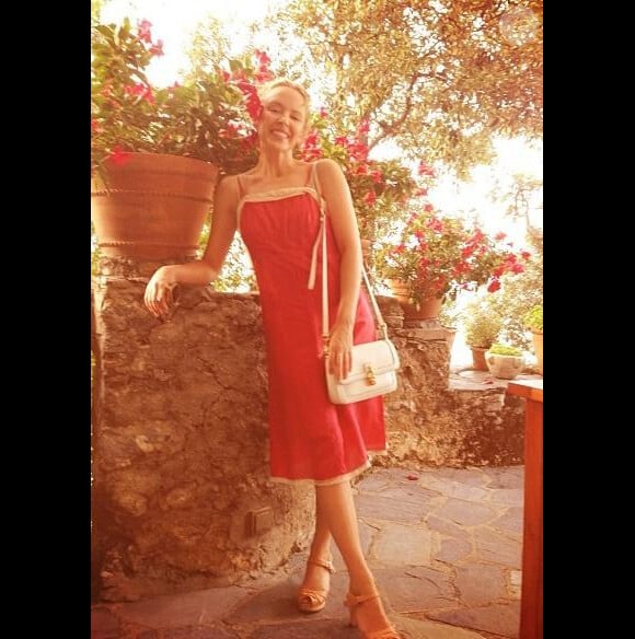 Kylie Minogue profite de son séjour à Portofino en Italie, le 27 juillet 2013.