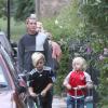 Gwen Stefani, Gavin Rossdale et leurs deux garçons Kingston et Zuma à Londres, le 29 juillet 2013.