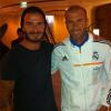 David Beckham a retrouvé Zinédine Zidane en rendant visite aux joueurs de son ancien club, le Real Madrid, au cours d'une séance d'entraînement sur le campus de l'université UCLA à Los Angeles. Le 30 juillet 2013.