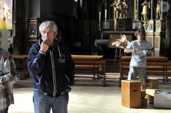 Claude Lelouch sur le dernier jour de tournage de son film "Salaud, on t'aime" à Saint-Gervais-les-Bains, le 31 juillet 2013.