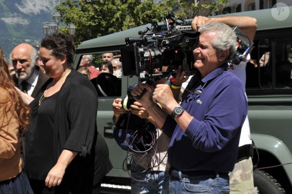 Claude Lelouch pendant le dernier jour de tournage du film "Salaud, on t'aime" à Saint-Gervais-les-Bains, le 31 juillet 2013.