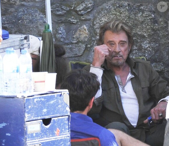 Johnny Hallyday pendant le dernier jour de tournage du film "Salaud, on t'aime" à Saint-Gervais-les-Bains, le 31 juillet 2013.