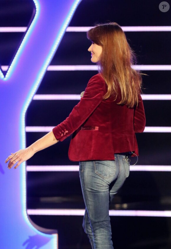 Exclusif - Carla Bruni lors de l'enregistrement de l'émission "Tout pour la Musique", présentée par Karine Ferri sur TF1. Le 1er juin 2013.