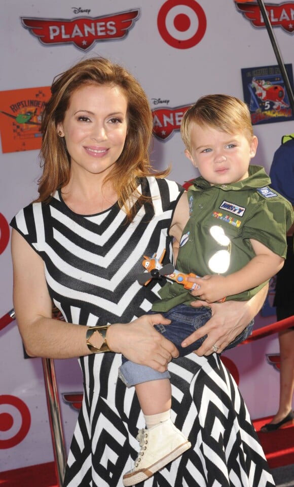Alyssa Milano et son petit Milo à l'avant-première mondiale de Planes, à Los Angeles, le 5 août 2013