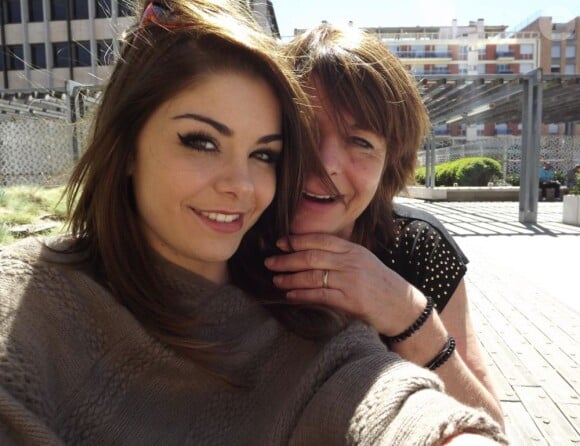 Allison Benitez et sa mère, Marie-Josée sur une photo postée sur son compte Twitter