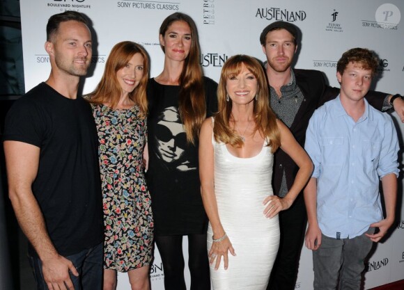 Jane Seymour en famille à la première d'Austenland à Hollywood, le 8 août 2013.