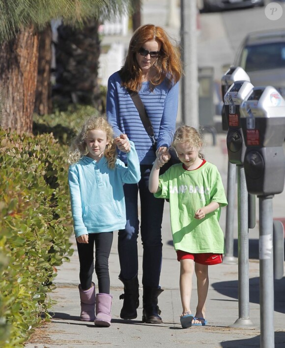 Marcia Cross avec ses jumelles Eden et Savannah à Los Angeles, le 9 août 2013