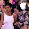 Rihanna et Katy Perry lors des MTV Video Music Awards 2012 au Staples Center. Los Angeles, le 6 septembre 2012.