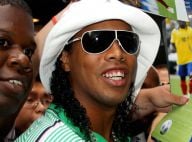 Ronaldinho change ses dents : Fini, son sourire légendaire ?
