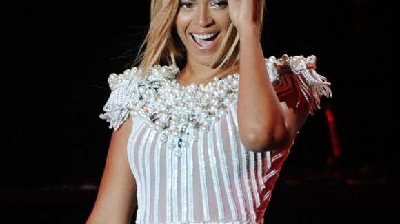 Beyoncé : Ultrasexy et déchaînée au V Festival pour un concert d'anthologie