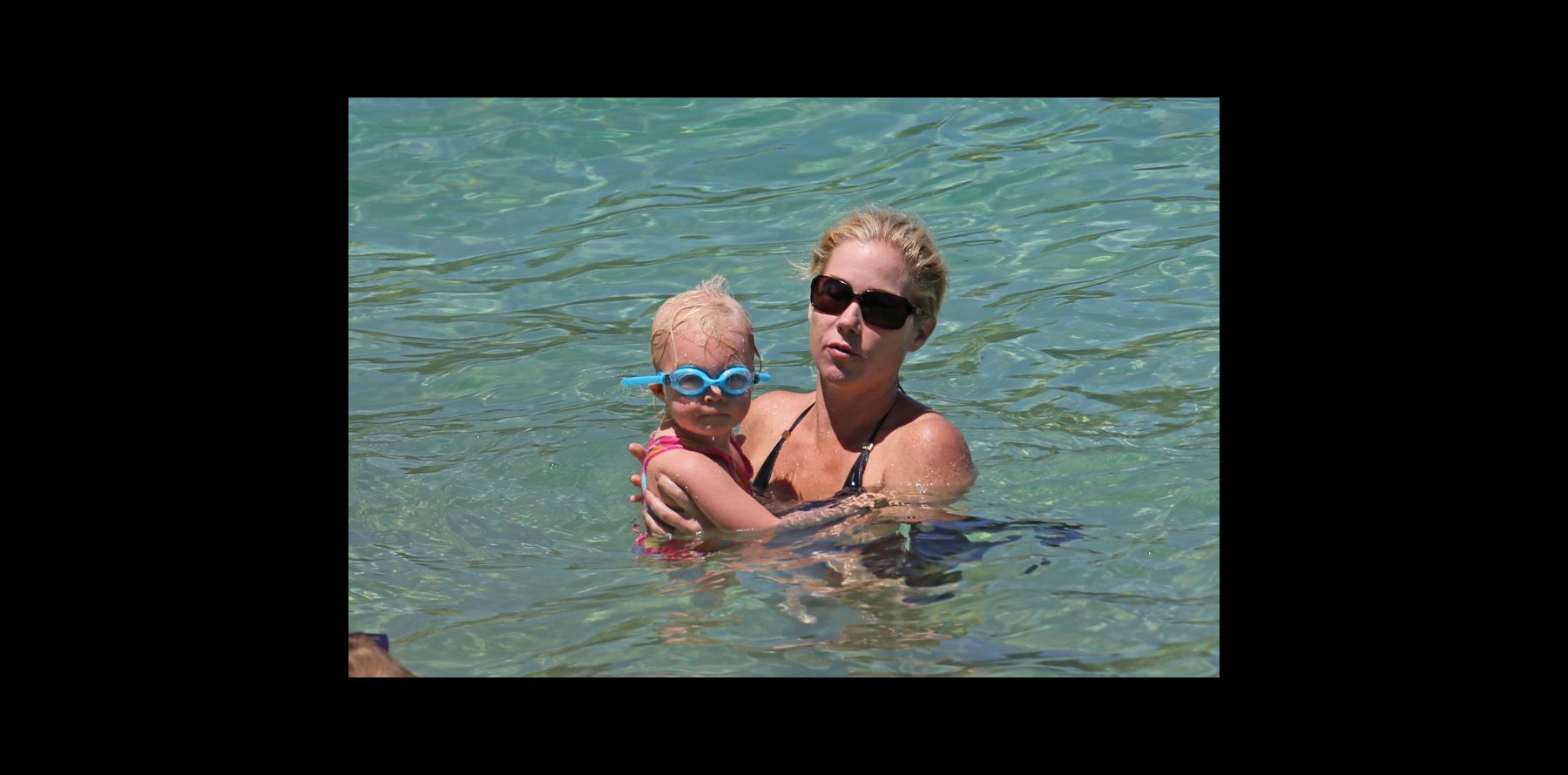 Casting Tf1 Maman Vacances De Reve Christina Applegate : Maman superbe et in love, vacances de rêve en