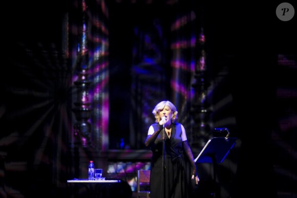 Marianne Faithfull en concert à Stockholm, le 14 juillet 2010.