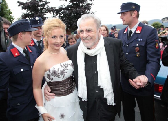 Maximilian Schell et Iva Mihanovic à leur mariage en Autriche, Hebalm, le 20 août 2013.