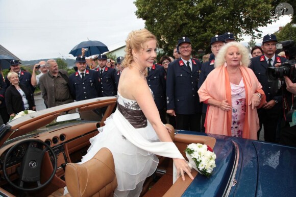 Maximilian Schell et Iva Mihanovic à leur mariage en Autriche, Hebalm, le 20 août 2013.