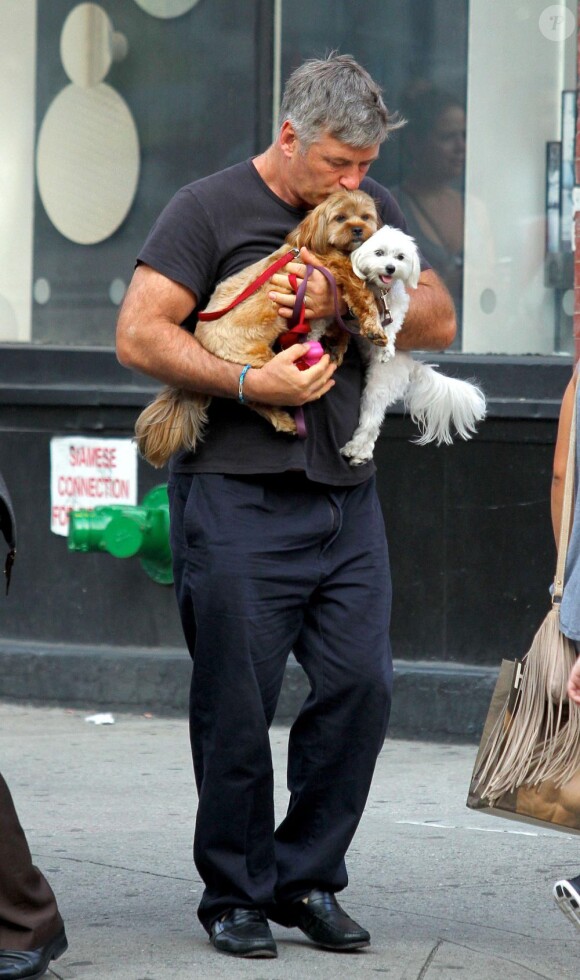 Alec Baldwin dans les rues de New York, le 21 août 2013.